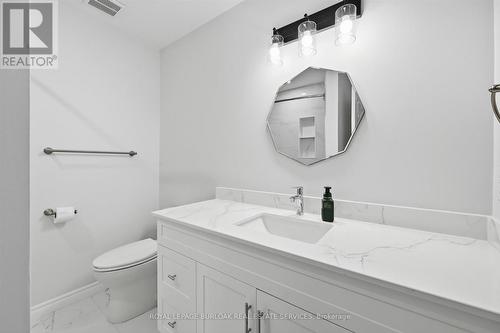 2344 Glastonbury Road, Burlington, ON - Indoor Photo Showing Bathroom