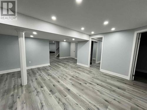 31 Chalone Crescent, Vaughan, ON - Indoor