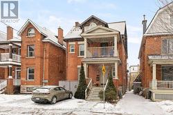 UNIT 3 - 132 FLORA STREET  Ottawa, ON K1R 5R5