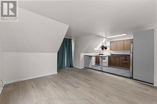 Unit 3 - 132 Flora Street, Ottawa, ON - Indoor Photo Showing Kitchen