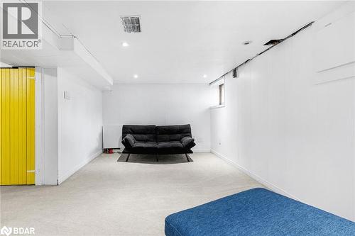 263 Houghton Avenue S, Hamilton, ON - Indoor Photo Showing Other Room