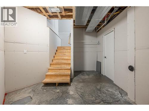 2292 Saddleback Drive, Kamloops, BC - Indoor Photo Showing Other Room