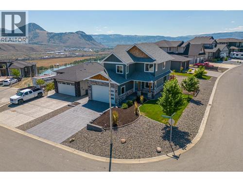 2292 Saddleback Drive, Kamloops, BC - Outdoor With Facade