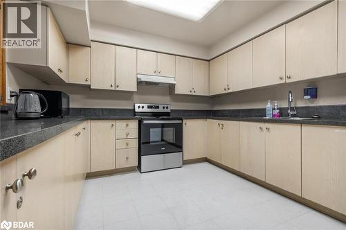 2155 Burnhamthorpe Road W Unit# 1604, Mississauga, ON - Indoor Photo Showing Kitchen