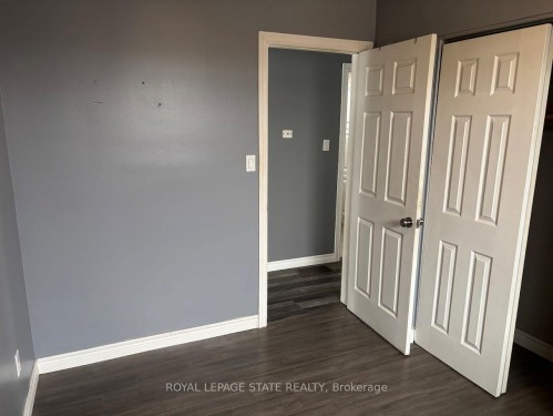 39 Evelyn Street, Brantford, ON - Indoor Photo Showing Other Room