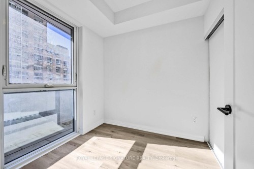 504-280 Dundas Street W, Toronto, ON - Indoor Photo Showing Other Room