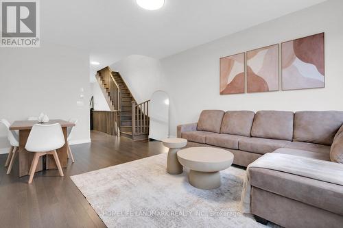 217 Salterton Circle, Vaughan, ON - Indoor Photo Showing Living Room