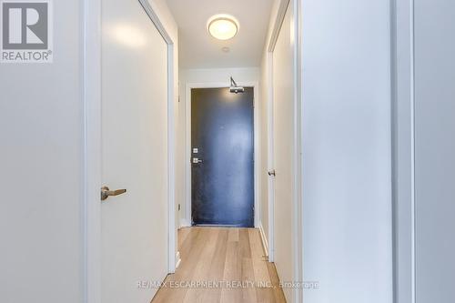 105 - 1135 Cooke Boulevard, Burlington, ON - Indoor Photo Showing Other Room