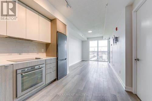 105 - 1135 Cooke Boulevard, Burlington, ON - Indoor