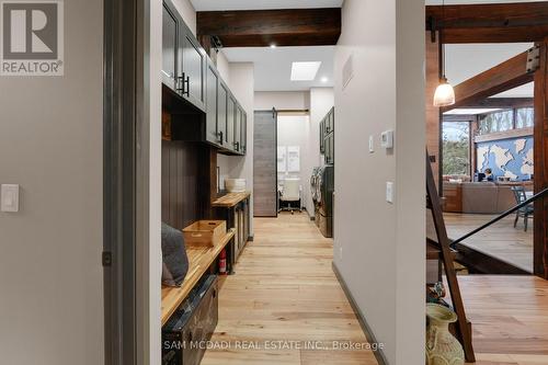 2084 Grand Boulevard, Burlington, ON - Indoor Photo Showing Other Room