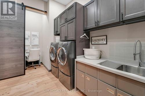 2084 Grand Boulevard, Burlington, ON - Indoor Photo Showing Laundry Room