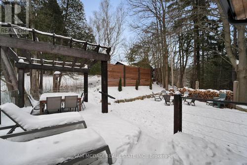 2084 Grand Boulevard, Burlington, ON - Outdoor