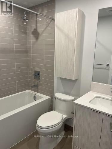 4004 - 430 Square One Drive W, Mississauga, ON - Indoor Photo Showing Bathroom