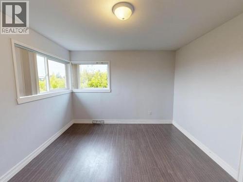 4844 Joyce Ave, Powell River, BC - Indoor Photo Showing Other Room