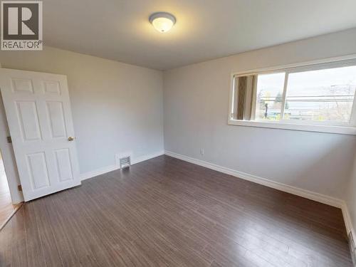 4844 Joyce Ave, Powell River, BC - Indoor Photo Showing Other Room