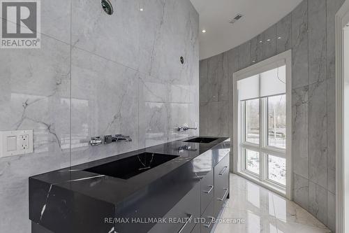 15 Eden Vale Drive, King, ON - Indoor