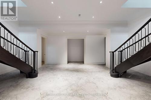 15 Eden Vale Drive, King, ON - Indoor Photo Showing Other Room