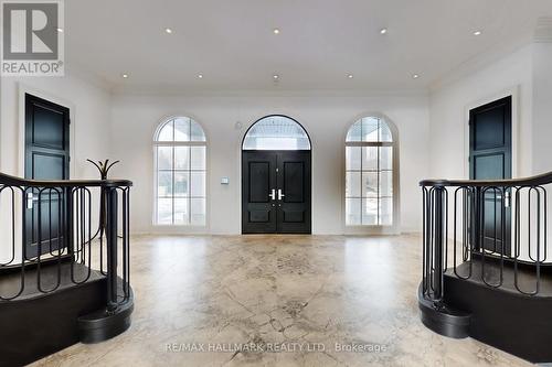 15 Eden Vale Drive, King, ON - Indoor Photo Showing Other Room