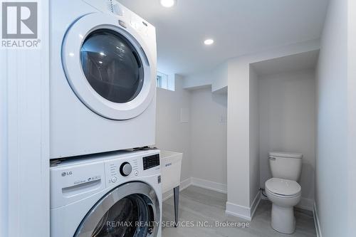 2296 Devon Road, Oakville, ON - Indoor Photo Showing Laundry Room