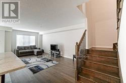 74 Munro Circle, Brantford, ON - Indoor