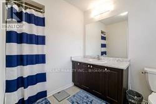 74 Munro Circle, Brantford, ON - Indoor Photo Showing Bathroom