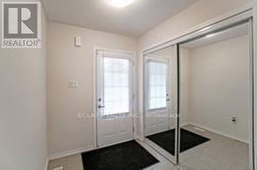 74 Munro Circle, Brantford, ON - Indoor Photo Showing Other Room
