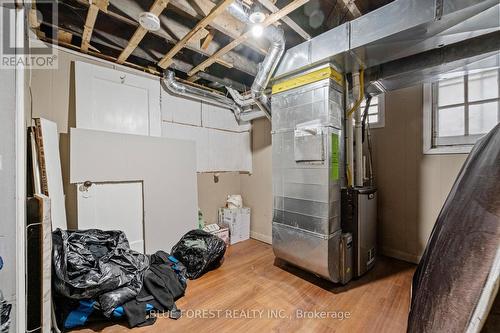 1026 Waterloo Street, London East (East B), ON - Indoor Photo Showing Basement