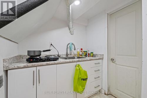 1026 Waterloo Street, London East (East B), ON - Indoor