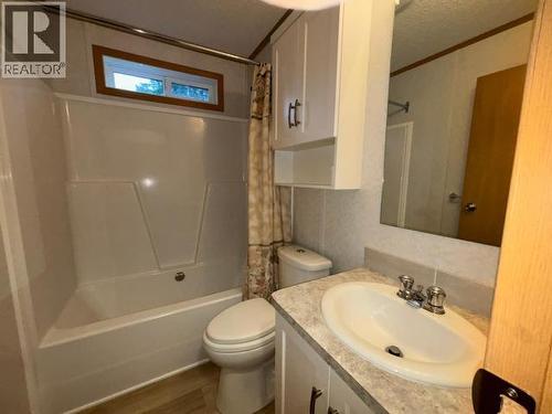 38-6263 Lund, Powell River, BC - Indoor Photo Showing Bathroom