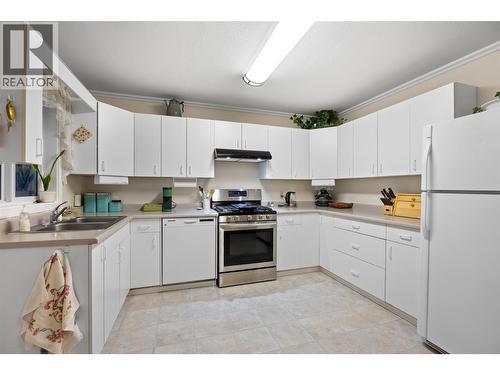 1110 Second Avenue, Chase, BC - Indoor Photo Showing Kitchen With Double Sink