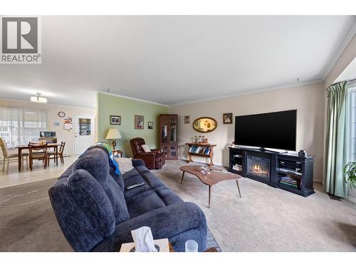 1110 Second Avenue, Chase, BC - Indoor Photo Showing Living Room