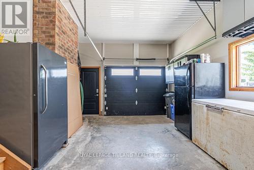 42420 Ron Mcneil Line, Central Elgin, ON - Indoor Photo Showing Garage