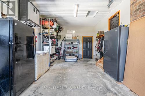 42420 Ron Mcneil Line, Central Elgin, ON - Indoor Photo Showing Garage