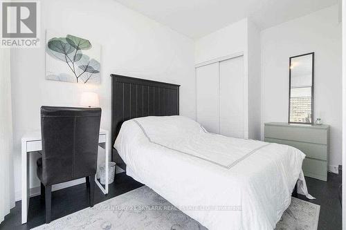 #1808 - 57 St Joseph Street, Toronto, ON - Indoor Photo Showing Bedroom