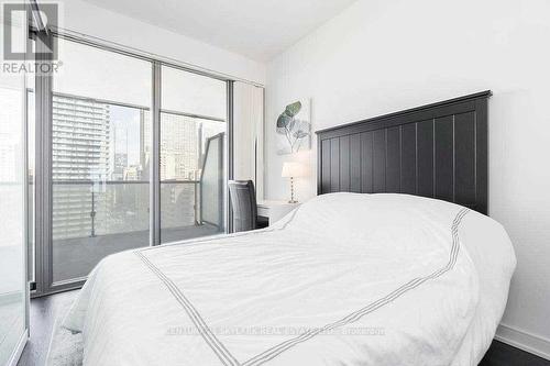#1808 - 57 St Joseph Street, Toronto, ON - Indoor Photo Showing Bedroom