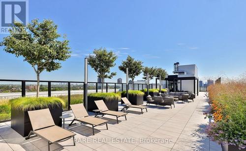 317 - 2720 Dundas Street W, Toronto, ON - Outdoor With View