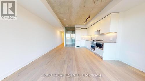 317 - 2720 Dundas Street W, Toronto, ON - Indoor