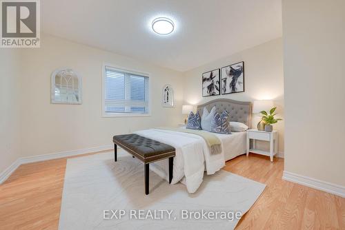 42 Arrowpoint Drive, Brampton, ON - Indoor Photo Showing Bedroom