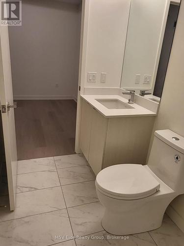 205 - 859 The Queensway, Toronto, ON - Indoor Photo Showing Bathroom