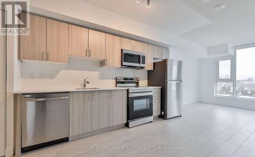 #411 - 556 Marlee Avenue, Toronto, ON - Indoor Photo Showing Kitchen With Stainless Steel Kitchen