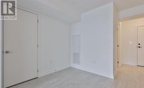 #411 - 556 Marlee Avenue, Toronto, ON - Indoor Photo Showing Other Room