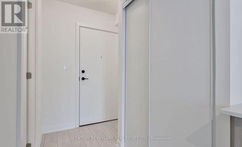 #411 - 556 Marlee Avenue, Toronto, ON - Indoor Photo Showing Other Room