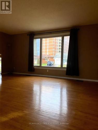 7 Dunnett Boulevard, Belleville, ON - Indoor Photo Showing Other Room