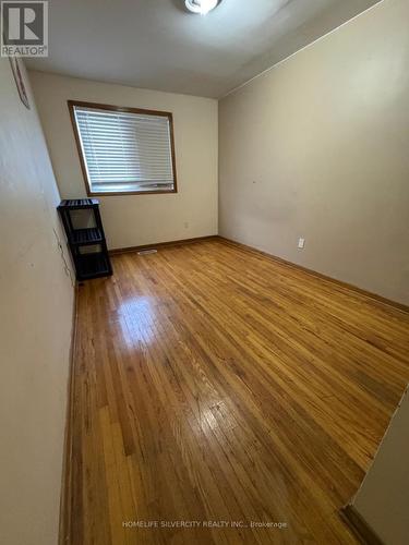 7214 Sigsbee Drive, Mississauga, ON - Indoor Photo Showing Other Room