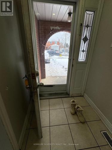 7214 Sigsbee Drive, Mississauga, ON - Indoor Photo Showing Other Room