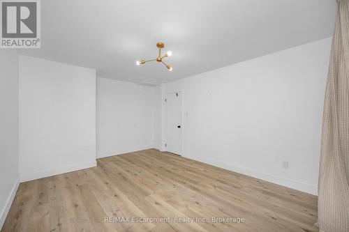 3346 Hannibal Road, Burlington (Palmer), ON - Indoor Photo Showing Other Room