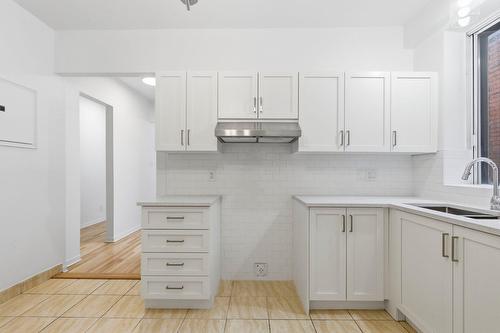Kitchen - 5-5625 Av. Du Parc, Montréal (Le Plateau-Mont-Royal), QC - Indoor Photo Showing Kitchen With Double Sink