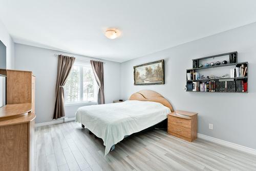 Chambre à coucher principale - 168 Rue Des Érables, Eastman, QC - Indoor Photo Showing Bedroom