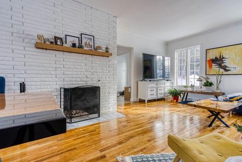 Salon - 114 Rue Du Docteur-Fauteux, Shawinigan, QC - Indoor Photo Showing Living Room With Fireplace