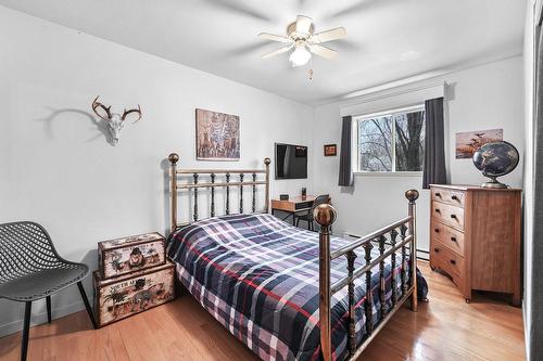 Chambre à coucher - 16 9E Avenue, Saint-Blaise-Sur-Richelieu, QC - Indoor Photo Showing Bedroom